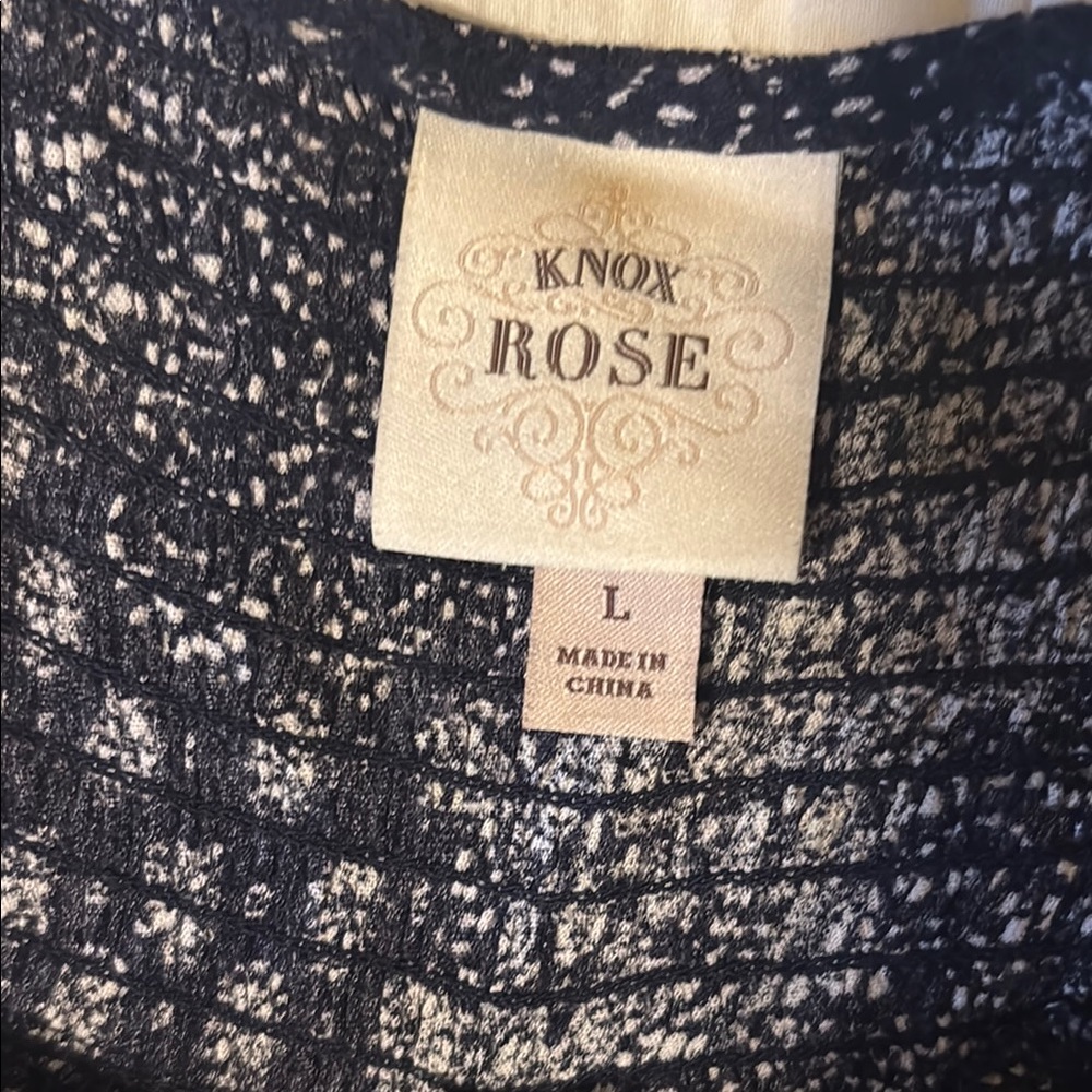 Knox Rose Monochrome Textured Blouse
